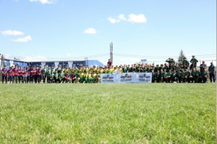  Соревнования по регби среди мальчиков до 16 лет.