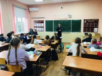 Полицейские района совместно провели профилактические беседы для школьников