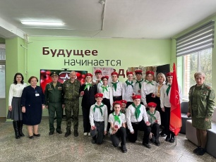 Пополнили ряды юнармейцев