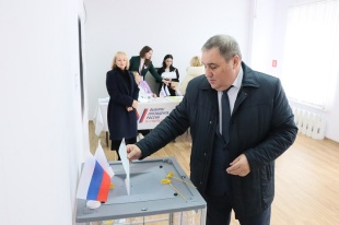 Глава района Юрий Васин принял участие в выборах Президента России