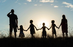 Многодетным семьям Краснодарского края компенсируют часть расходов на ЖКУ