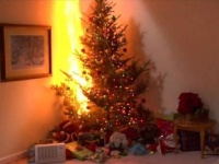 Чтобы елочка зажглась... но не горела.