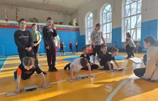 ГТО: ПОДТЯНИСЬ К ДВИЖЕНИЮ!