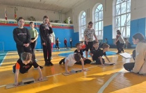 ГТО: ПОДТЯНИСЬ К ДВИЖЕНИЮ!