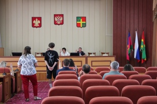 На защите детства!