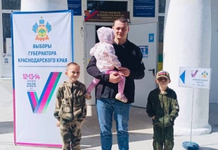 С передовой - на избирательный участок