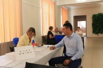 Выборы продолжаются