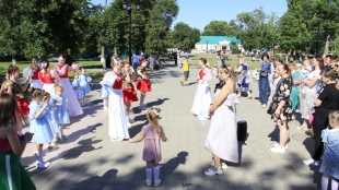 Открыли лето в Полтавской 