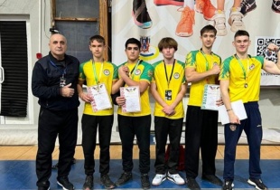 Завоевали путевку на Россию