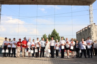 День России объединил полтавчан всех возрастов