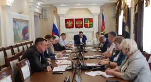 Состоялось рабочее совещание по вопросам обращения с твердыми коммунальными отходами на территории Красноармейского района