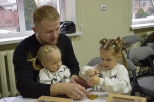 Прошел мастер-класс по украшению имбирных пряников 