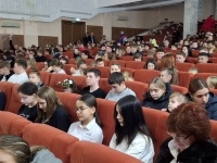 Продолжение праздника: Спектакль " Дюймовочка" для детей в Доме культуры Октябрьского поселения