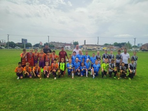 Праздник встретили спортом