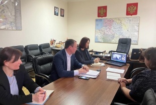 Обсудили реализацию закона