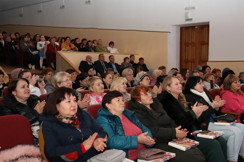 Состоялось районное торжество, посвящённое Дню матери