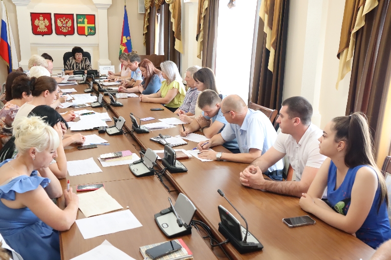 На защите детства