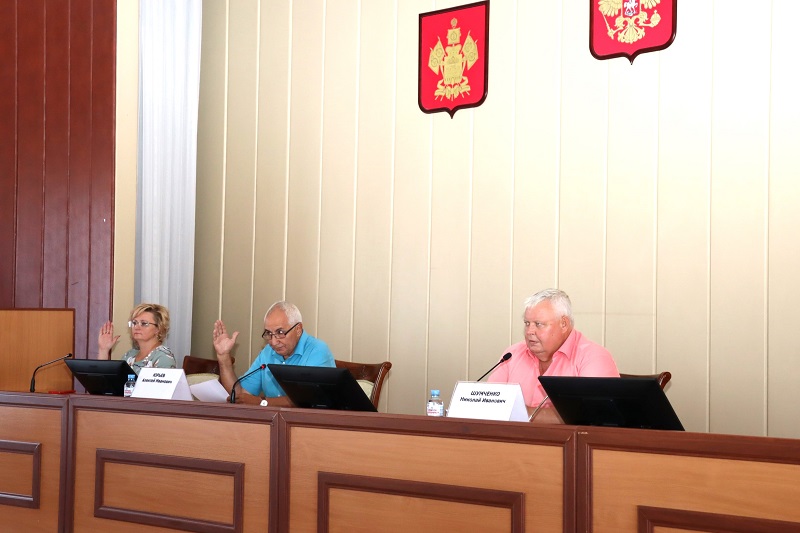 Прошла очередная сессия районного Совета