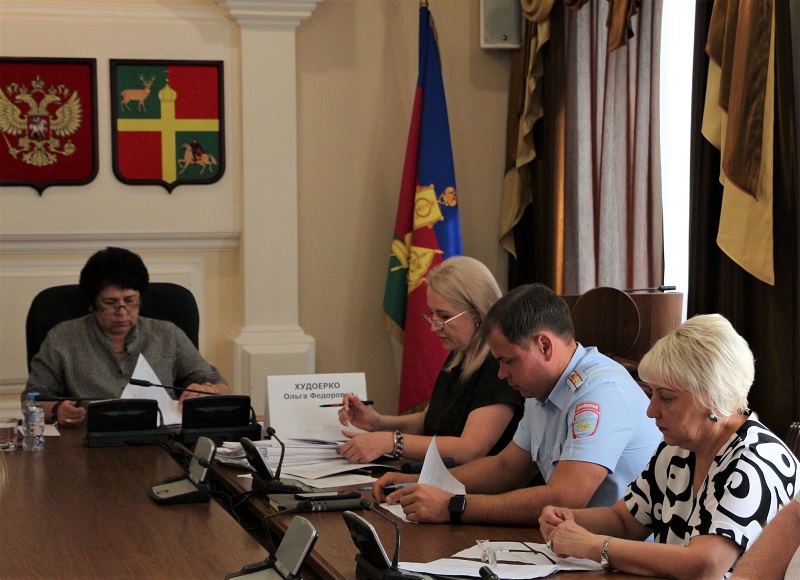 На защите детства