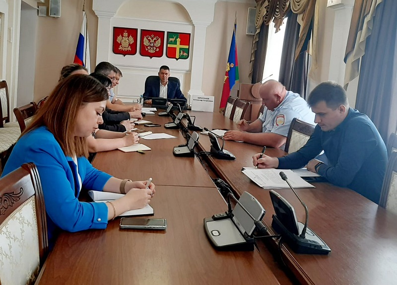 Обсудили дополнительные антитеррористические меры в условиях проведения СВО