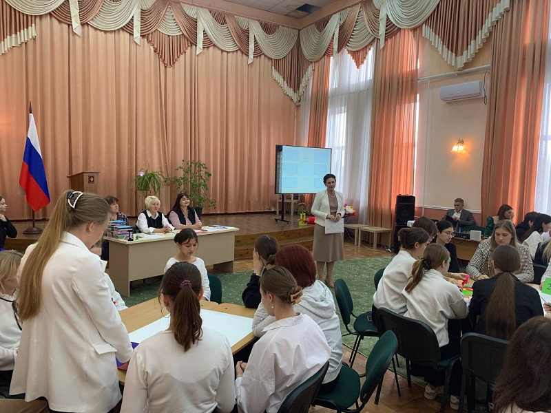 Красноармейский За собой в профессию 02 (1).jpg