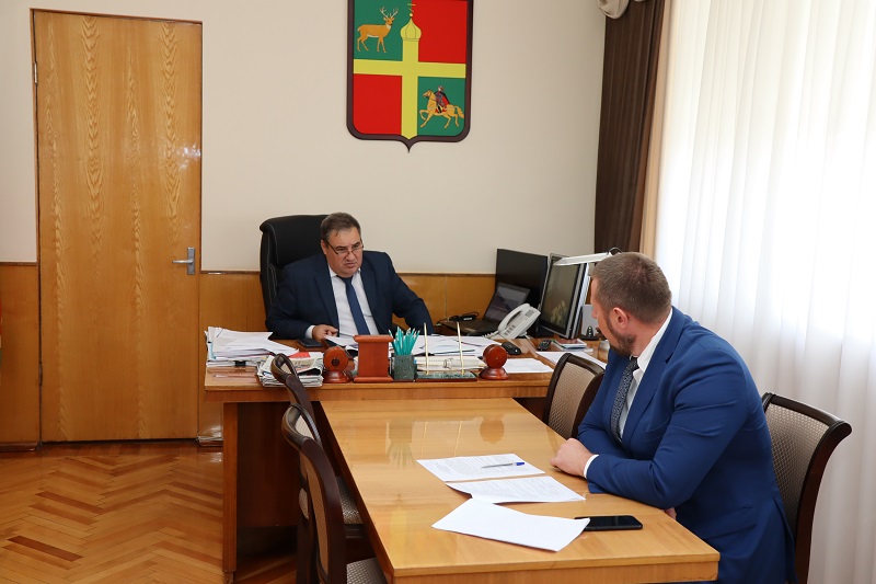 На повестке дня тепло-, газо- и водоснабжение