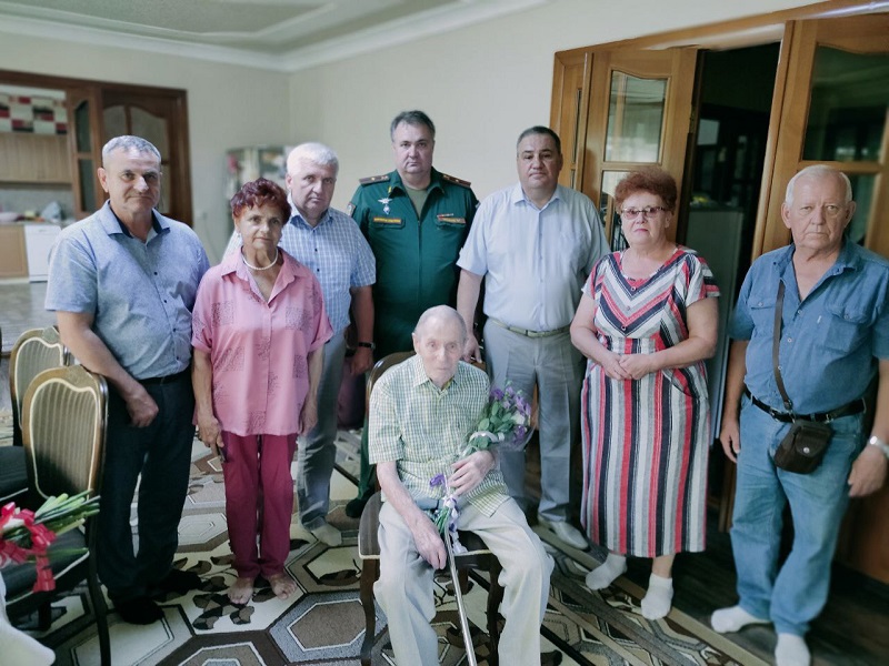 101-й День рождения отметил ветеран Великой Отечественной войны Иван Семёнович Юшин