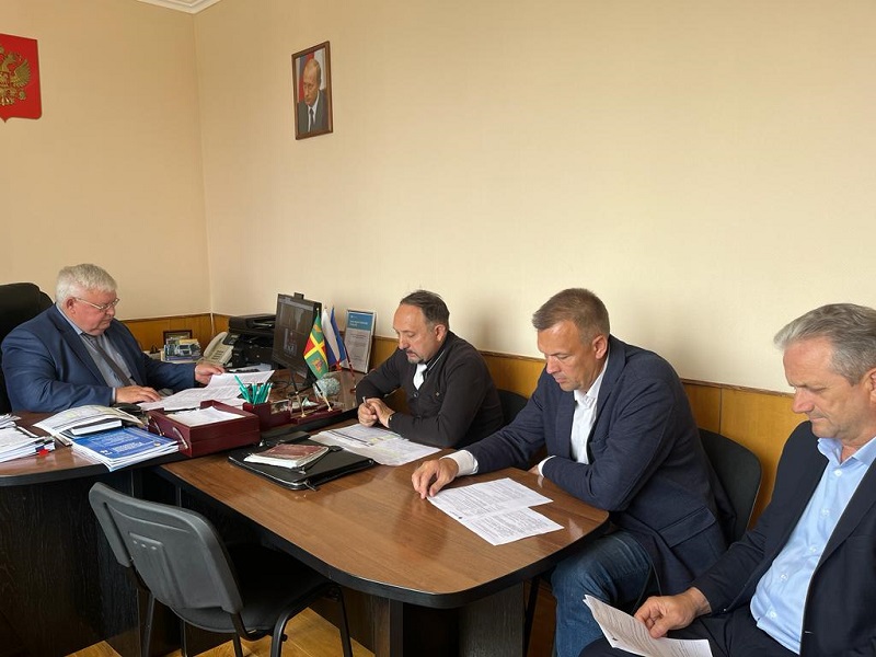 Первый заместитель главы района Николай Шумченко провел заседание комиссии по улучшению инвестиционного климата на территории Красноармейского района