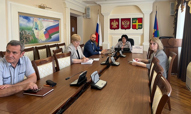 Обсудили социальные вопросы