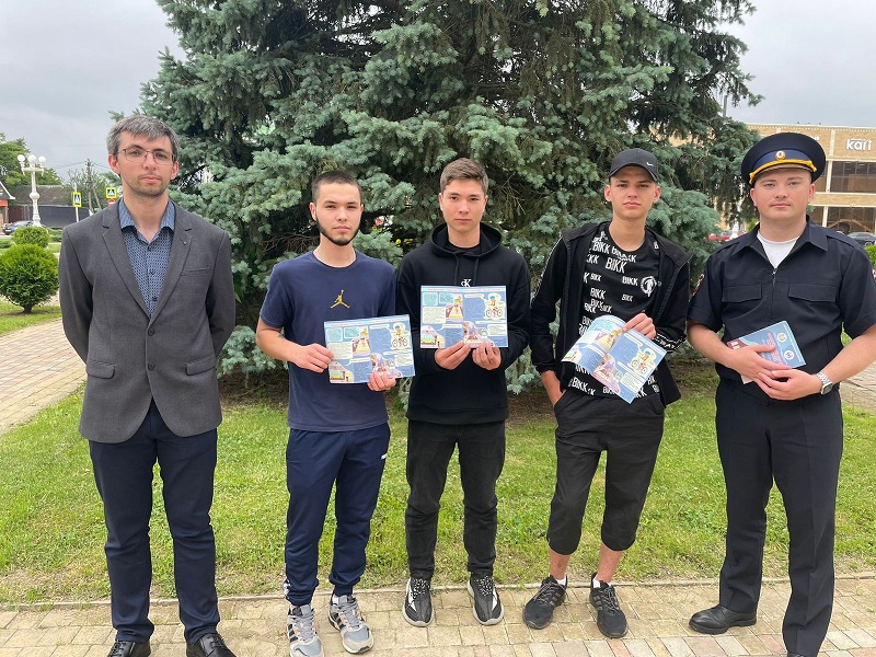 Школьникам напомнили о правилах поведения на дороге