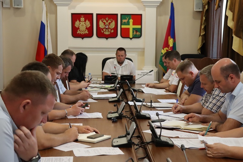 Заседание районной комиссии по безопасности дорожного движения